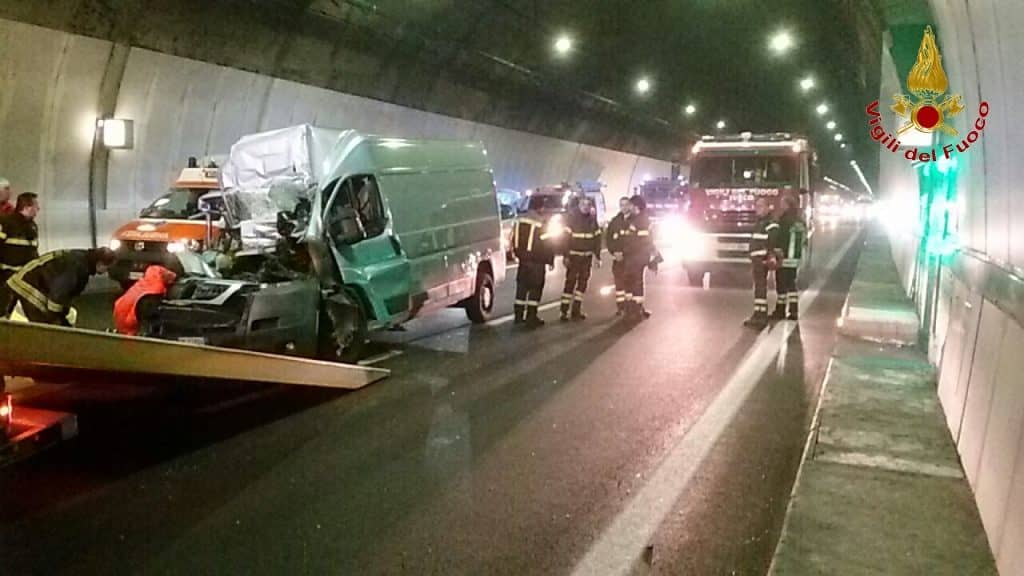 A1, incidente all’alba tra Badia e Firenzuola