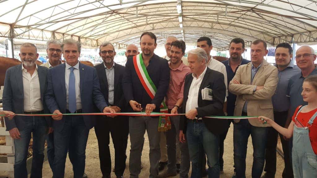 Taglio del nastro della Fiera Agricola Mugellana a Borgo San Lorenzo