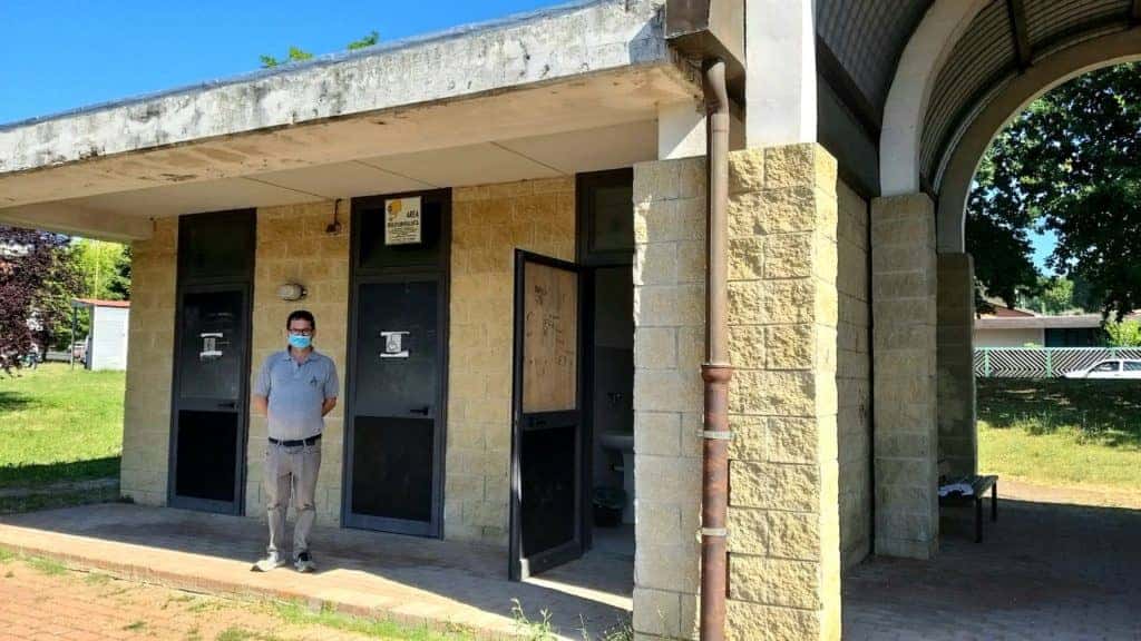Parco Pertini di Borgo San Lorenzo, da oggi riaprono i bagni pubblici