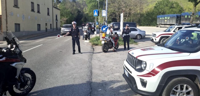 Mugello, operazione “Passi sicuri”: 89 moto controllate e 16 violazioni