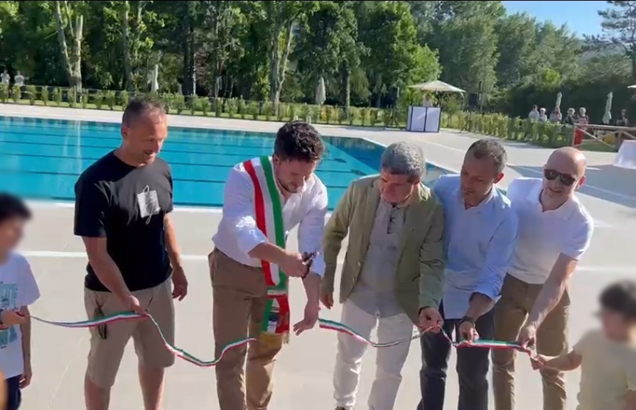 Vicchio, inaugurata la piscina comunale: apertura al pubblico da sabato scorso