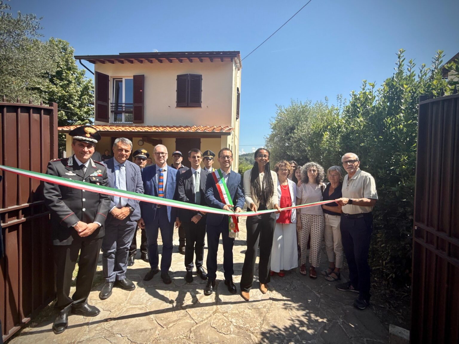 Bagno a Ripoli, la villetta confiscata alla mafia diventa un co-housing per l’emergenza abitativa: apre le porte “Casa Gemma”